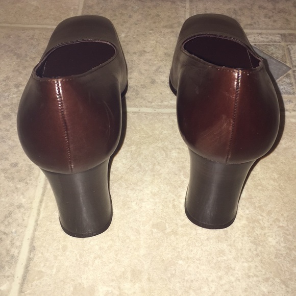 Brown leather square toe pump size 37.5 7.5 - Picture 3 of 6